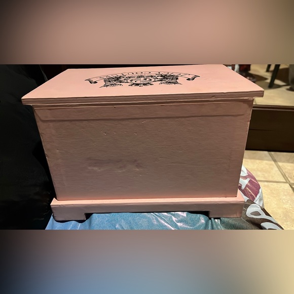 Juicy couture pink jewelry box - Picture 3 of 5